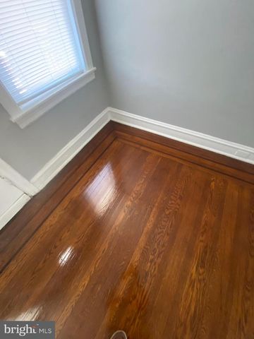 5205 GLENLOCH ST, Philadelphia, PA 19124