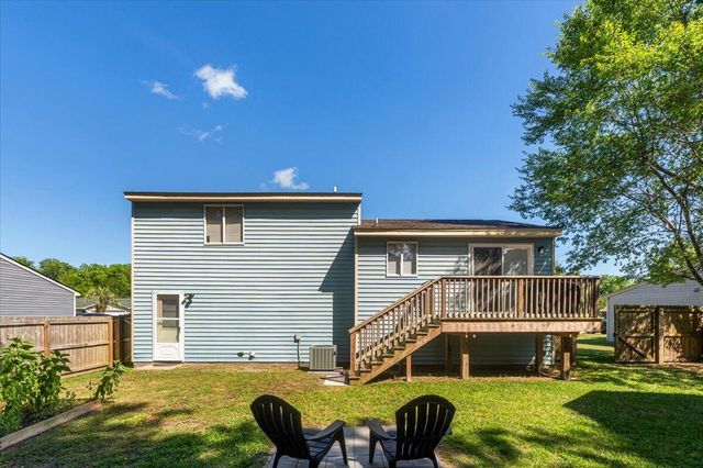 4950 Amberwood Lane, North Charleston, SC 29418
