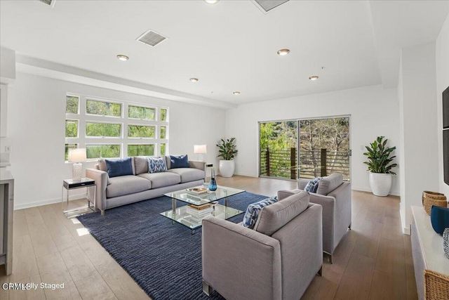 1944 Seminole Drive, Agoura Hills, CA 91301