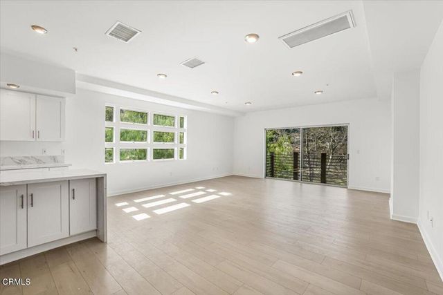 1944 Seminole Drive, Agoura Hills, CA 91301