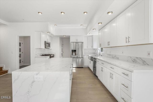 1944 Seminole Drive, Agoura Hills, CA 91301