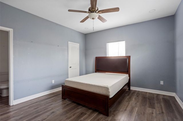 9814 Masterson St, Houston, TX 77029