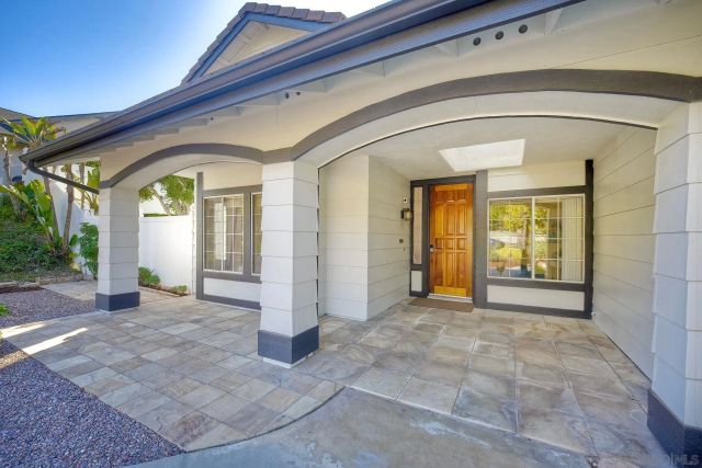 2785 Canyon Oak Pl, Escondido, CA 92029