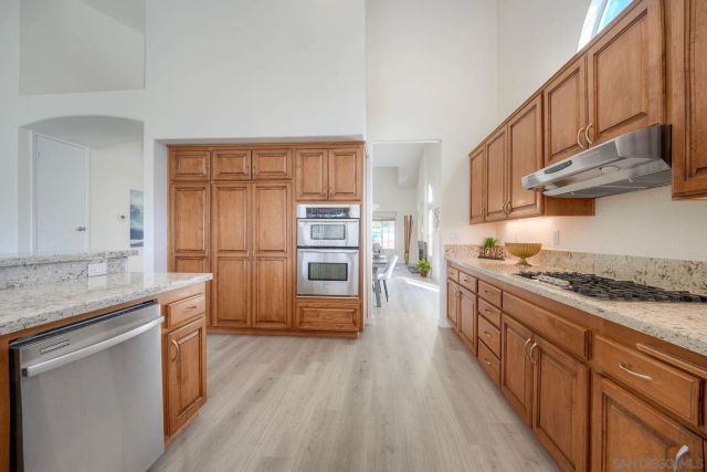 2785 Canyon Oak Pl, Escondido, CA 92029