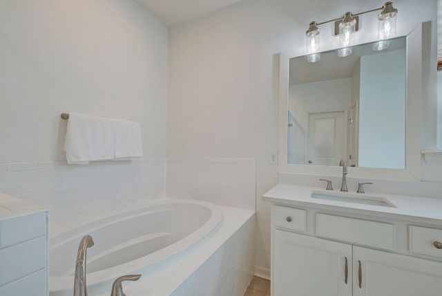 648 Water Lily Trail, Summerville, SC 29485