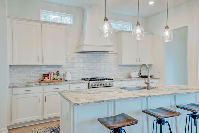 648 Water Lily Trail, Summerville, SC 29485