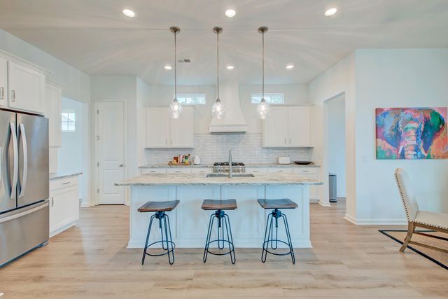 648 Water Lily Trail, Summerville, SC 29485