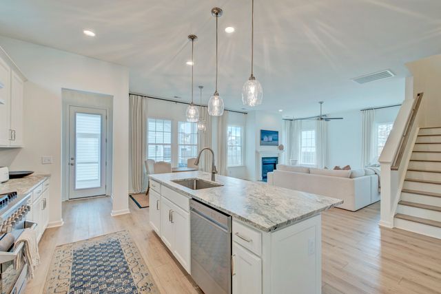 648 Water Lily Trail, Summerville, SC 29485