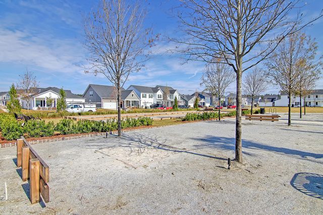 648 Water Lily Trail, Summerville, SC 29485