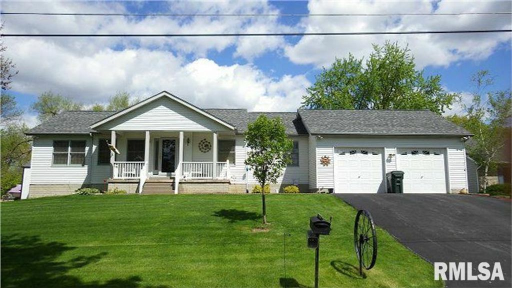 3455 W HARBOR Drive, Bettendorf, IA 52722