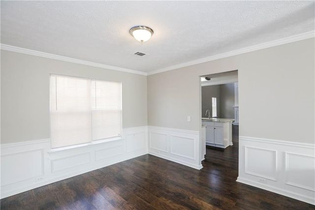 1170 Laurel Cove Drive, Snellville, GA 30078