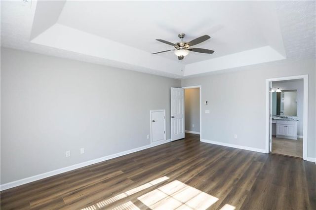 1170 Laurel Cove Drive, Snellville, GA 30078