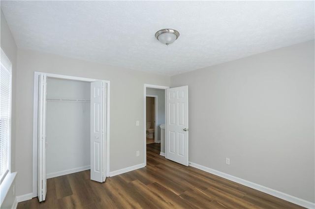 1170 Laurel Cove Drive, Snellville, GA 30078