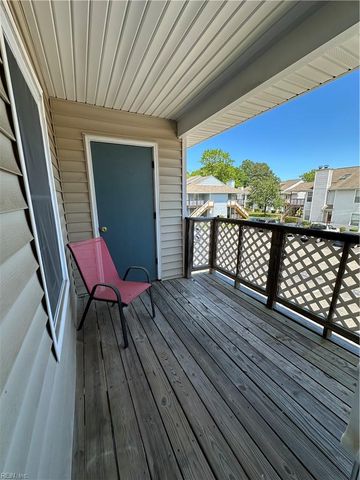 4251 Thalia Station CIR, Virginia Beach, VA 23452