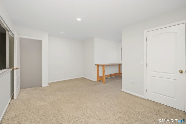 668 Glenbrook Road 17, Stamford, CT 06906