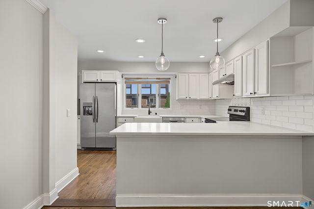 668 Glenbrook Road 17, Stamford, CT 06906