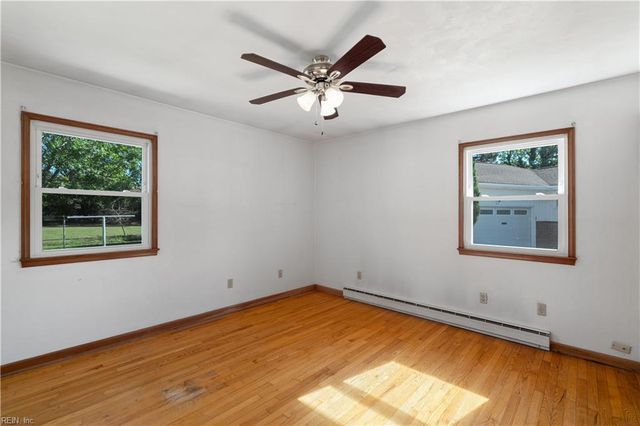 459 Elizabeth Lake DR, Hampton, VA 23669