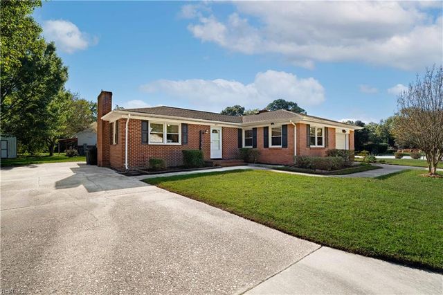 459 Elizabeth Lake DR, Hampton, VA 23669