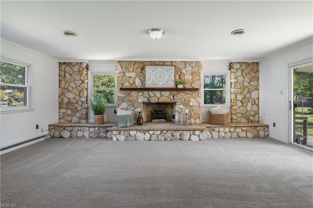 459 Elizabeth Lake DR, Hampton, VA 23669