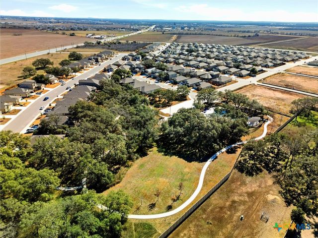 1132 Amber Lake, Seguin, TX 78155