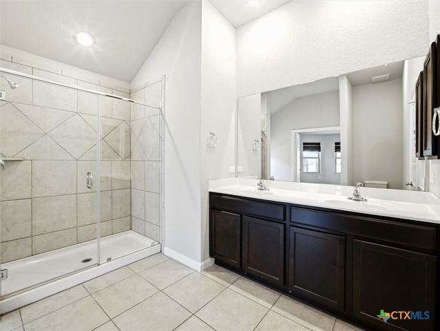 1132 Amber Lake, Seguin, TX 78155