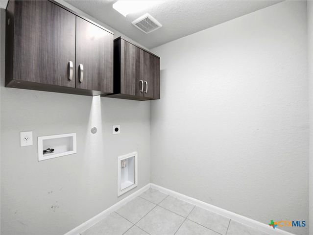 1132 Amber Lake, Seguin, TX 78155