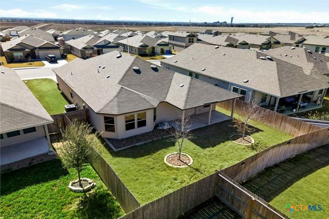 1132 Amber Lake, Seguin, TX 78155