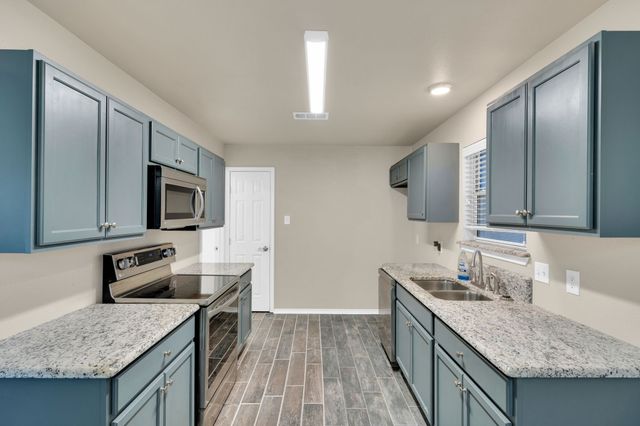 203 Cheyenne Trail, Alvarado, TX 76009