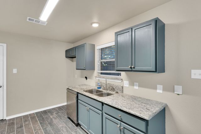 203 Cheyenne Trail, Alvarado, TX 76009
