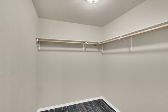 203 Cheyenne Trail, Alvarado, TX 76009