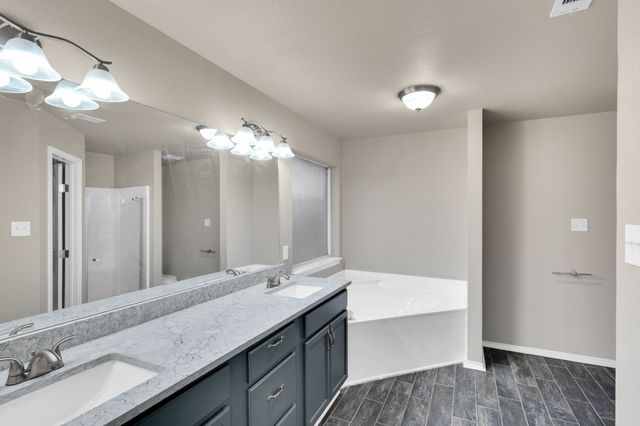 203 Cheyenne Trail, Alvarado, TX 76009