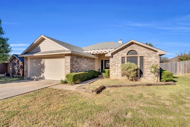 203 Cheyenne Trail, Alvarado, TX 76009