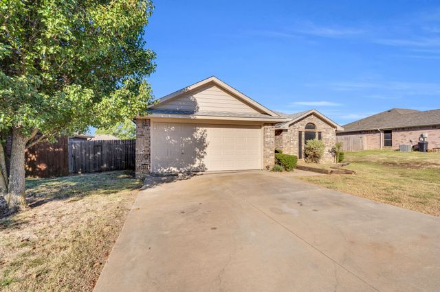 203 Cheyenne Trail, Alvarado, TX 76009