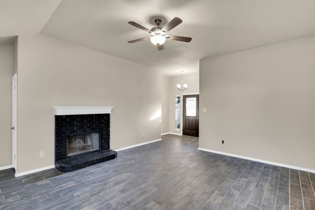 203 Cheyenne Trail, Alvarado, TX 76009