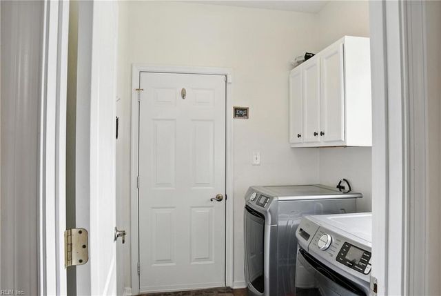 205 Deanes Station RD, Suffolk, VA 23435