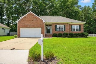 205 Deanes Station RD, Suffolk, VA 23435