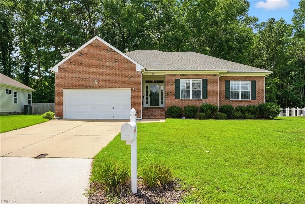 205 Deanes Station RD, Suffolk, VA 23435