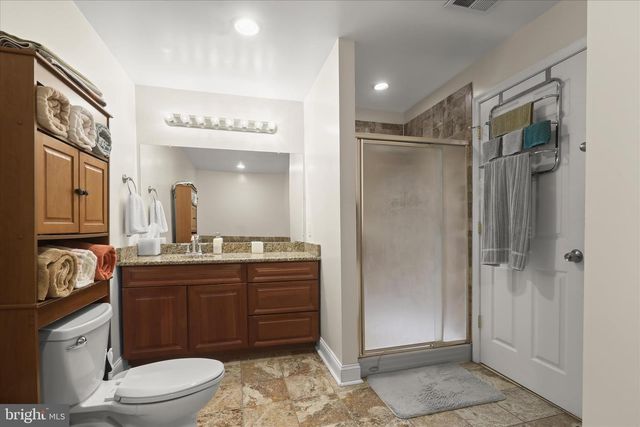 1438 N BOND ST, Baltimore, MD 21213