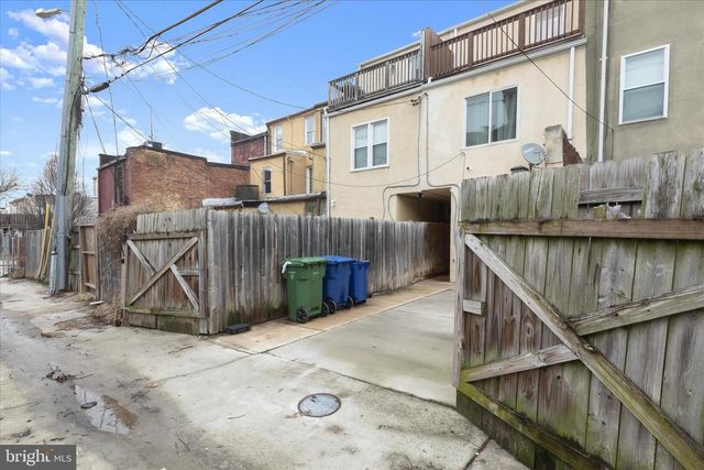 1438 N BOND ST, Baltimore, MD 21213