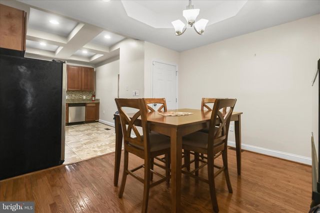 1438 N BOND ST, Baltimore, MD 21213