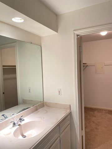 2733 Davis Avenue, Rosenberg, TX 77471