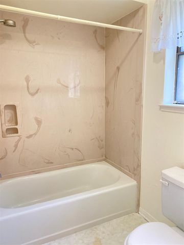 2733 Davis Avenue, Rosenberg, TX 77471