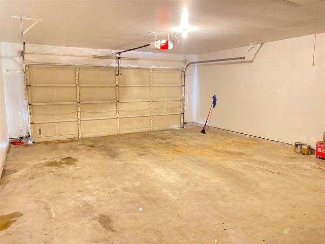 2733 Davis Avenue, Rosenberg, TX 77471