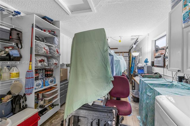 11700 NW 41st St, Sunrise, FL 33323