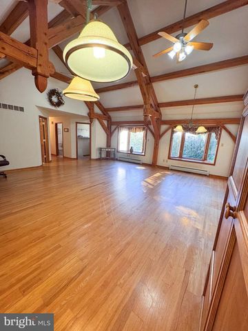 2145 EDGE HILL RD, Huntingdon Valley, PA 19006