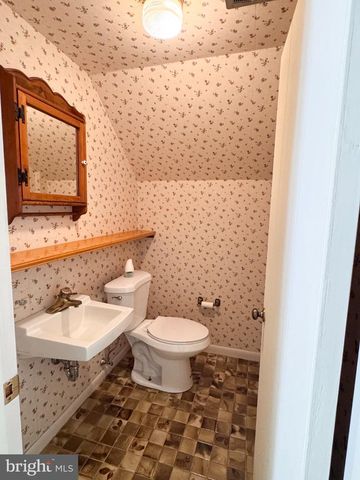 2145 EDGE HILL RD, Huntingdon Valley, PA 19006