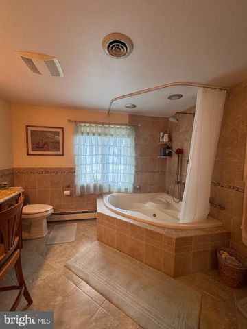 2145 EDGE HILL RD, Huntingdon Valley, PA 19006
