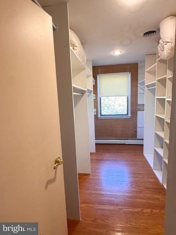 2145 EDGE HILL RD, Huntingdon Valley, PA 19006