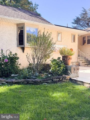 2145 EDGE HILL RD, Huntingdon Valley, PA 19006