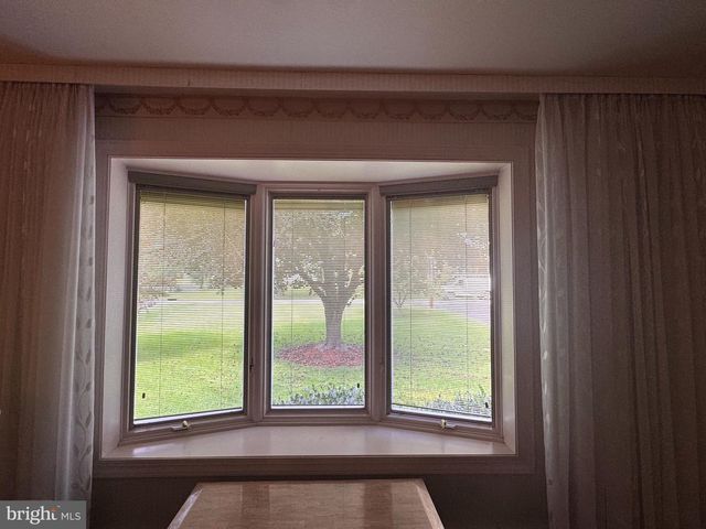 2145 EDGE HILL RD, Huntingdon Valley, PA 19006